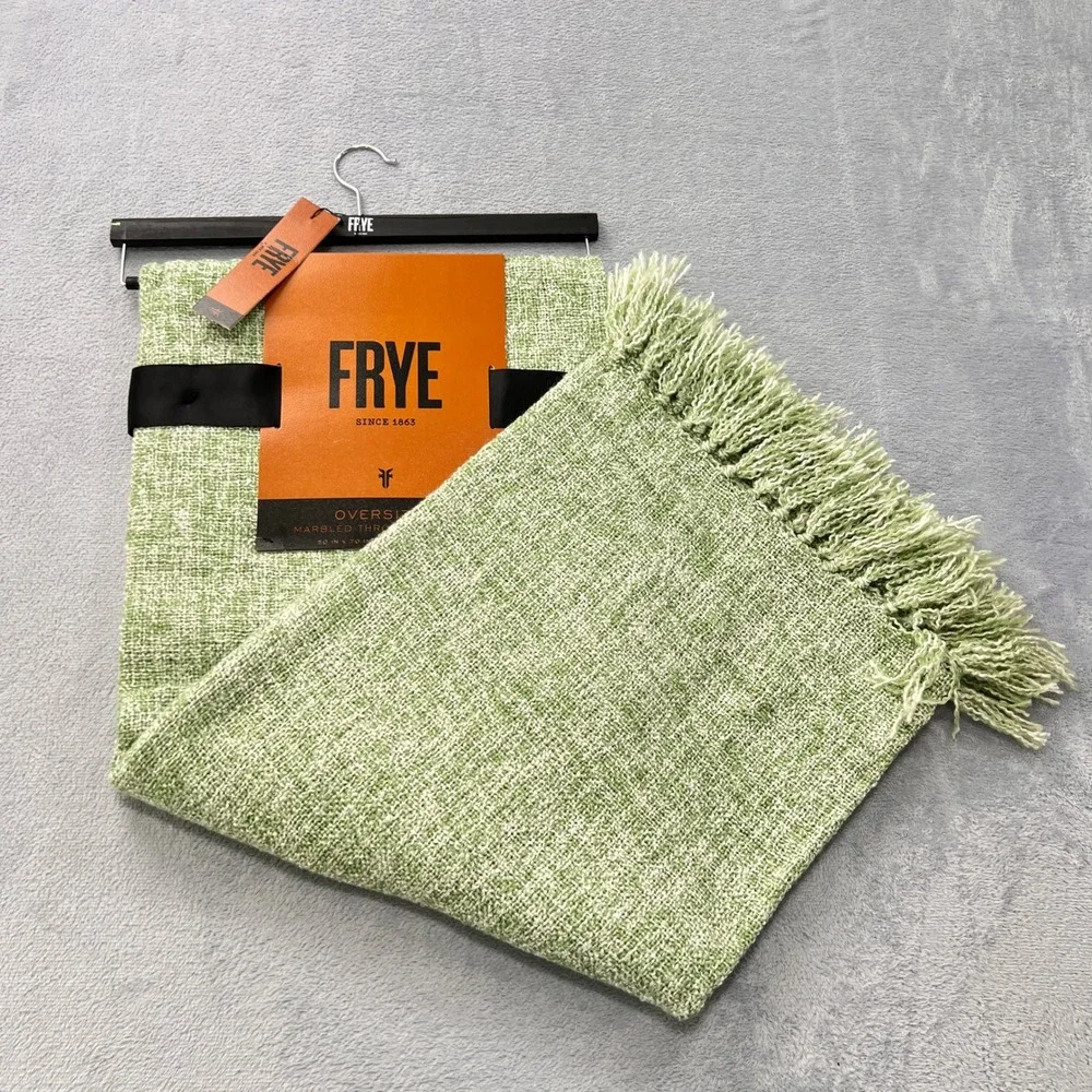 Frye‎ Oversized Marbled Throw Blanket Woven with Fringe Green 50 x 70 NEW Soft